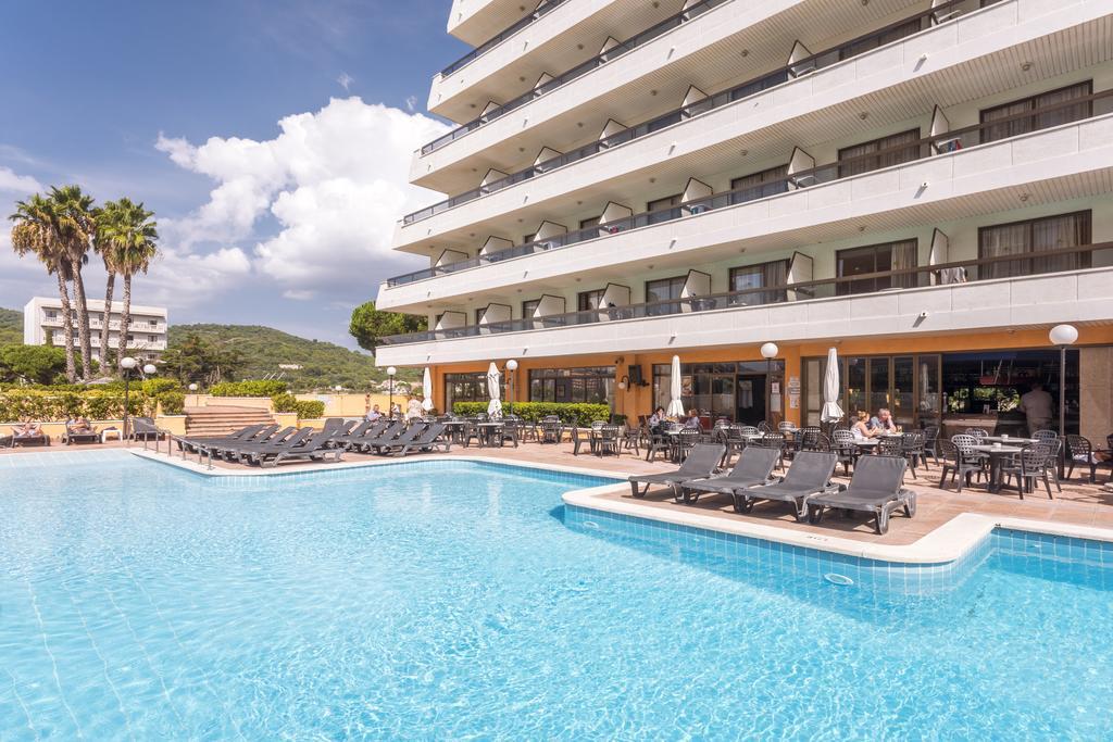 Tropic Park Resort 4*